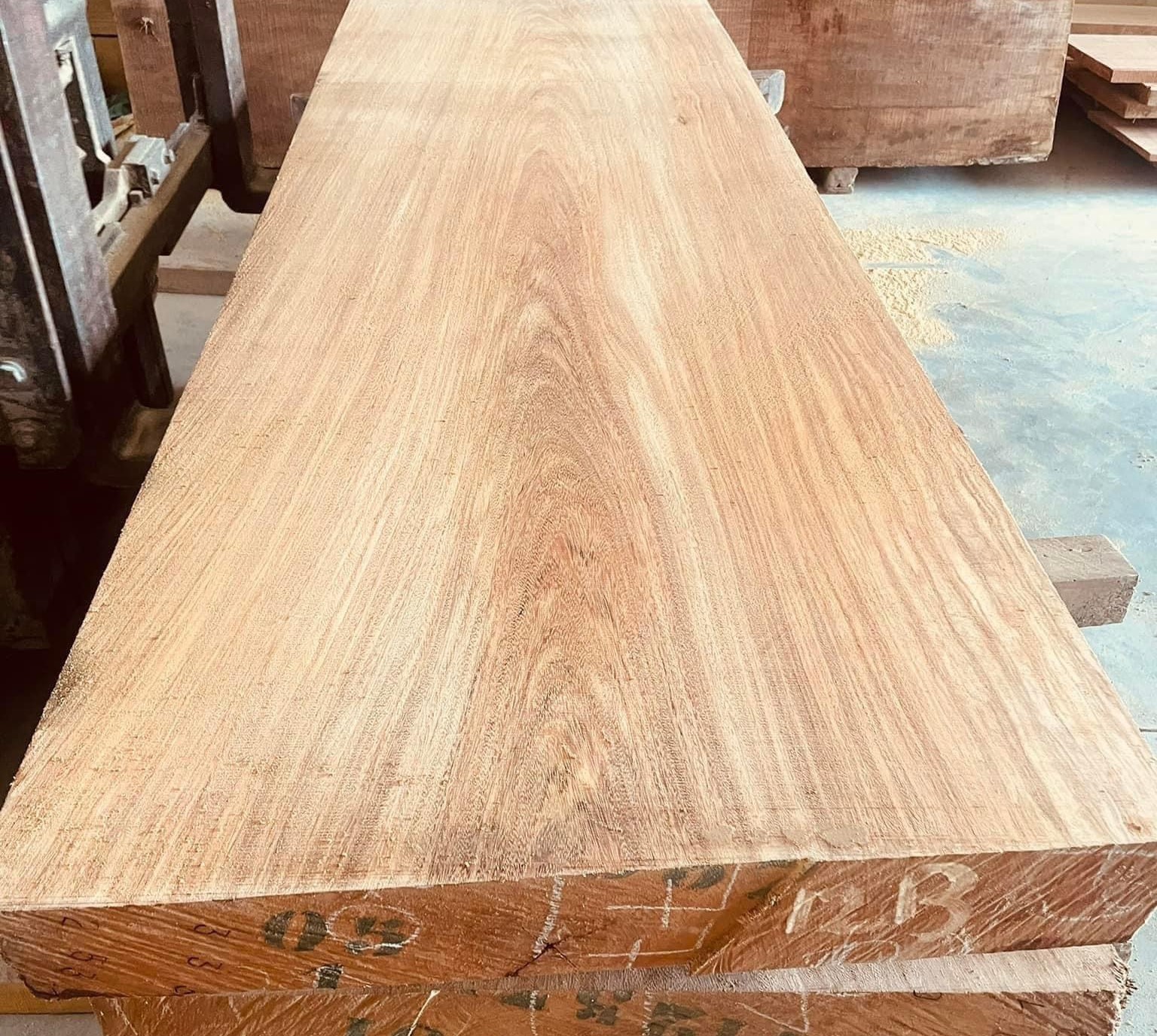 European hardwood board showing natural grain pattern